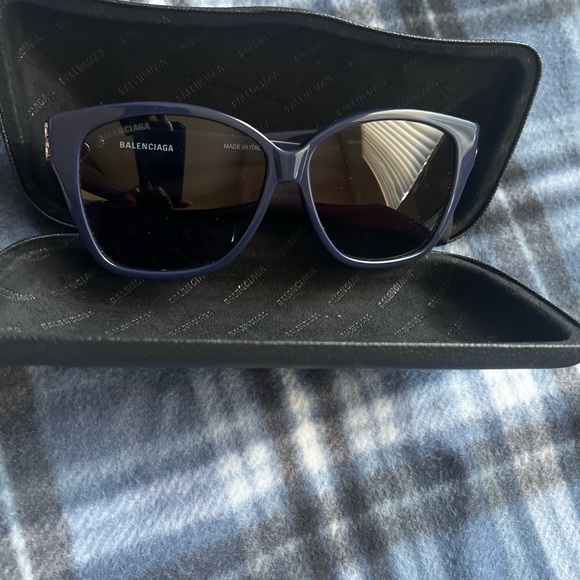 59mm Balenciaga Sunglasses Blue & Silver - Picture 9 of 12